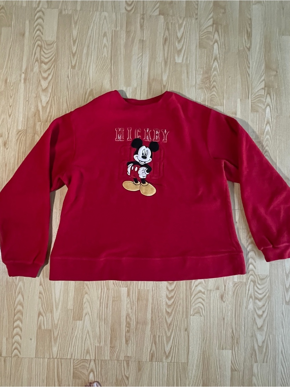 Vintage Disney red fleece crewneck Mickey Graphic Crewneck Sweater, size L